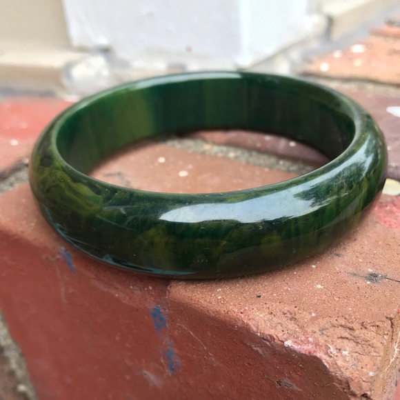 Vintage Bakelite Forest Green Marbled Bangle - Picture 3 of 5